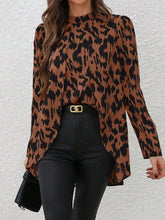 Blusa Palermo - elegância em movimento com personalidade marcante