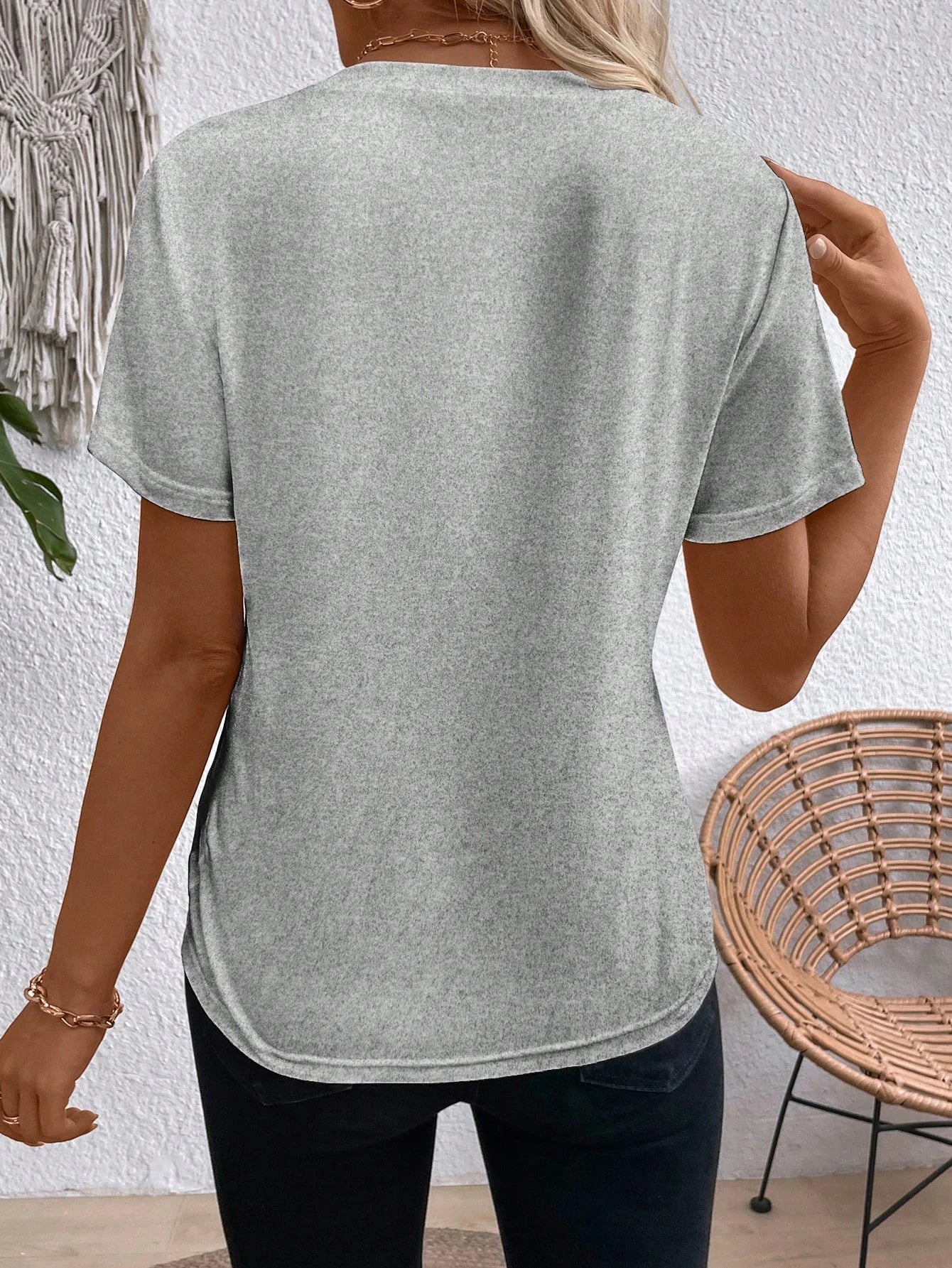 T-Shirt Valência - Simplicidade e elegância juntas