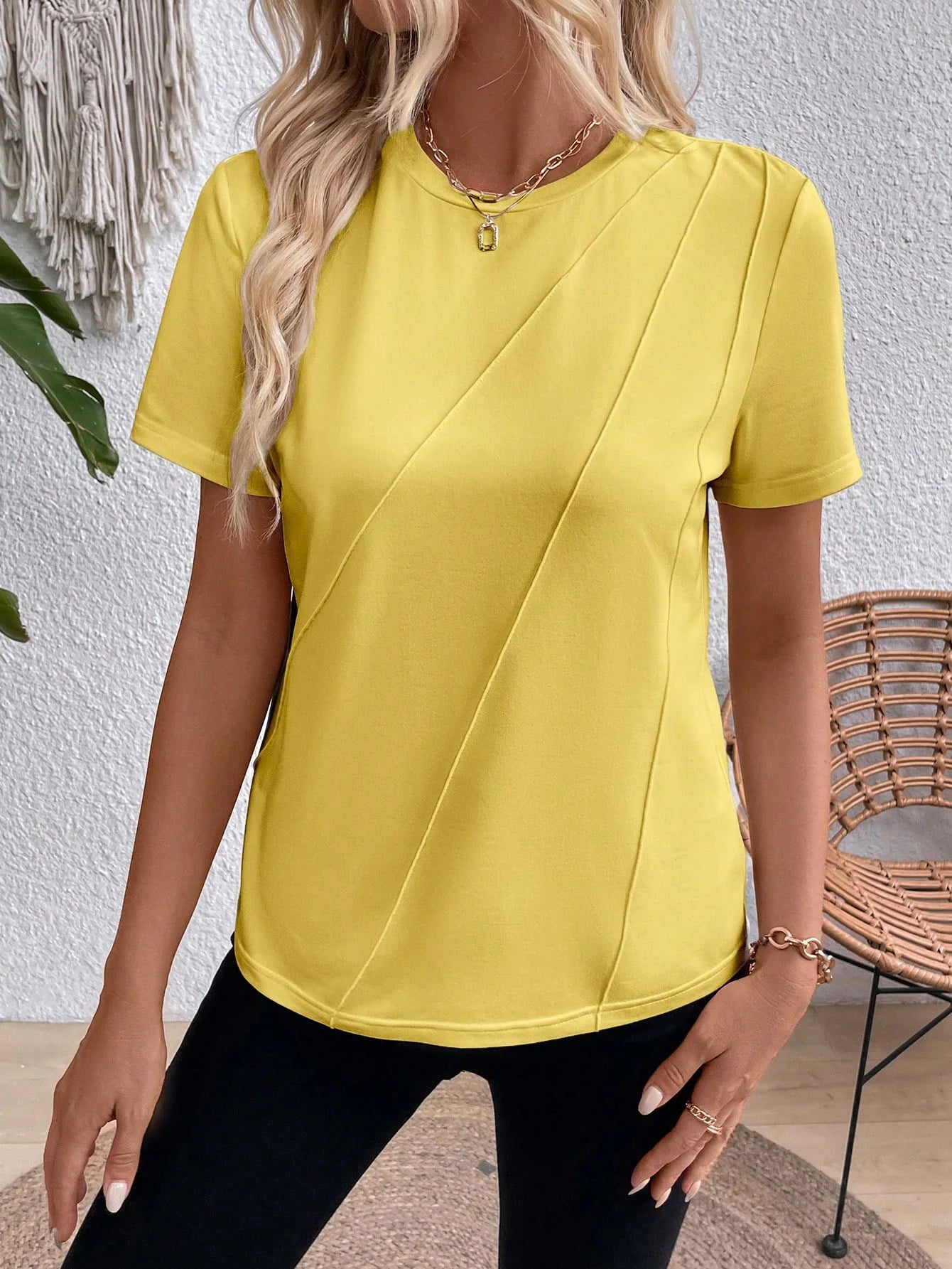 T-Shirt Valência - Simplicidade e elegância juntas