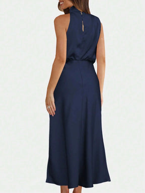 Vestido Zurique Midi de Cetim – Gola Alta e Cintura Marcada